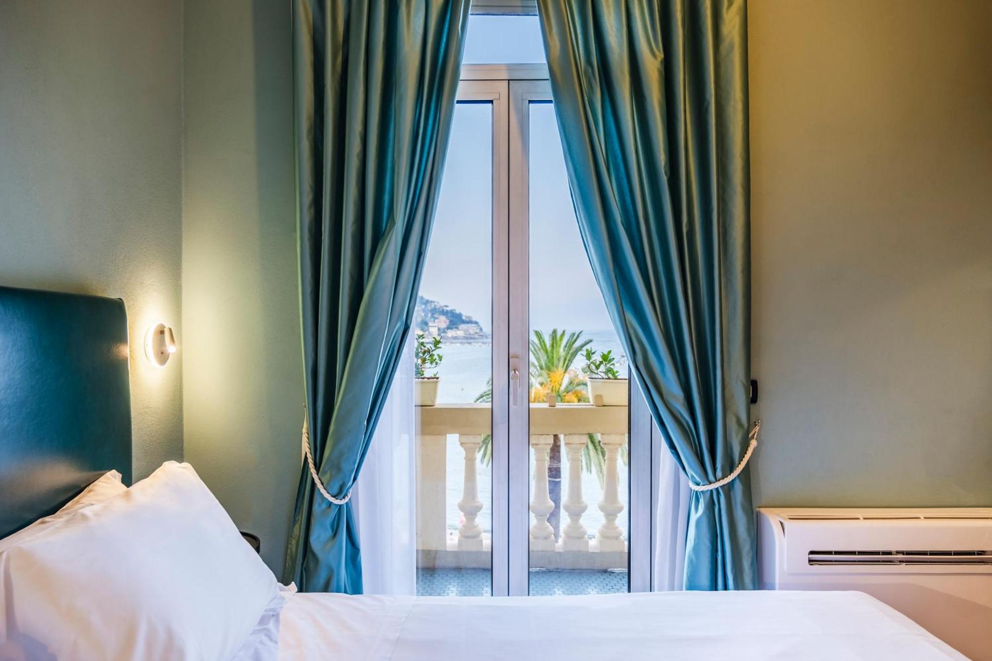 Rosabianca Boutique Hotel Рапалло Экстерьер фото